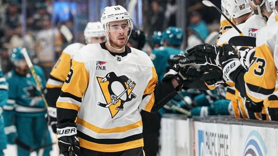 Smith traded to Rangers for draft picks taken in Downtown (Penguins)